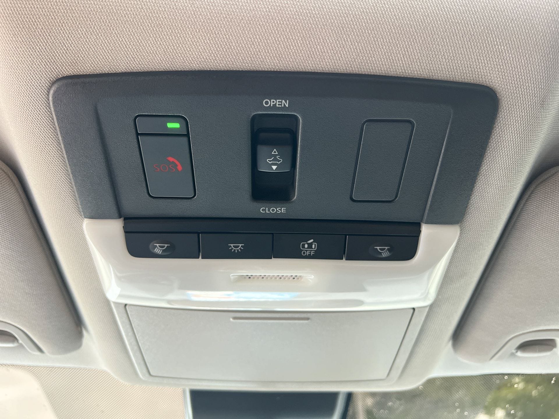 Certified 2024 Nissan Altima 2.5 SV w/ SV Premium Package FWD image 13