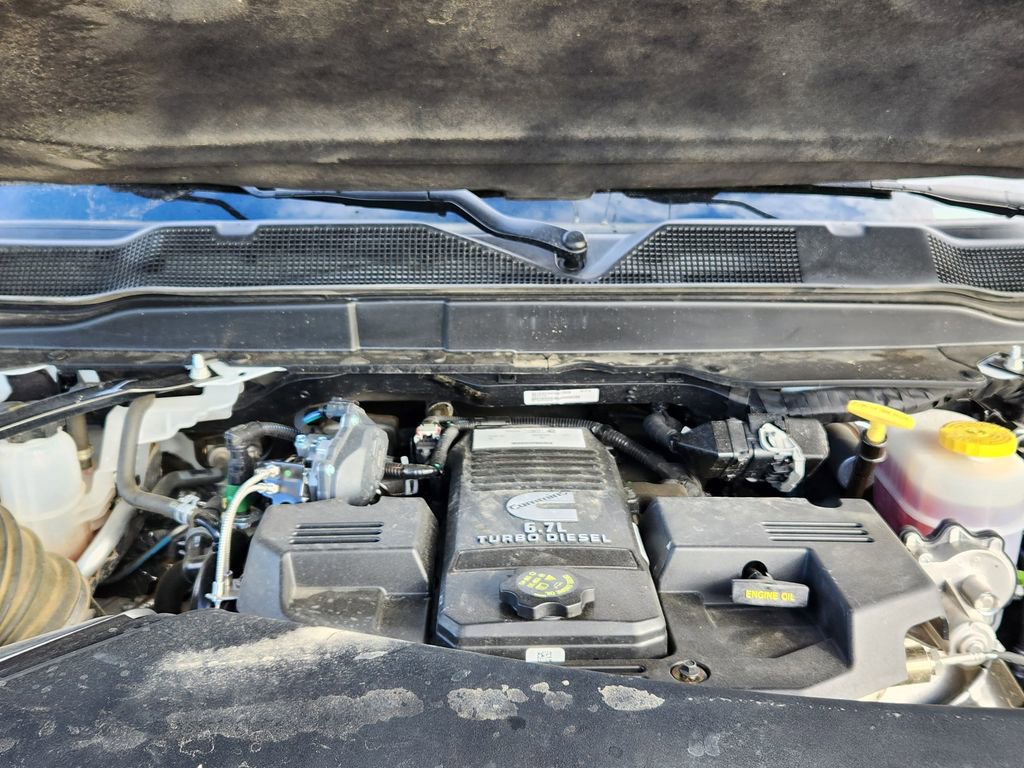 Used 2024 RAM 3500 Laramie w/ Bed Utility Group image 13