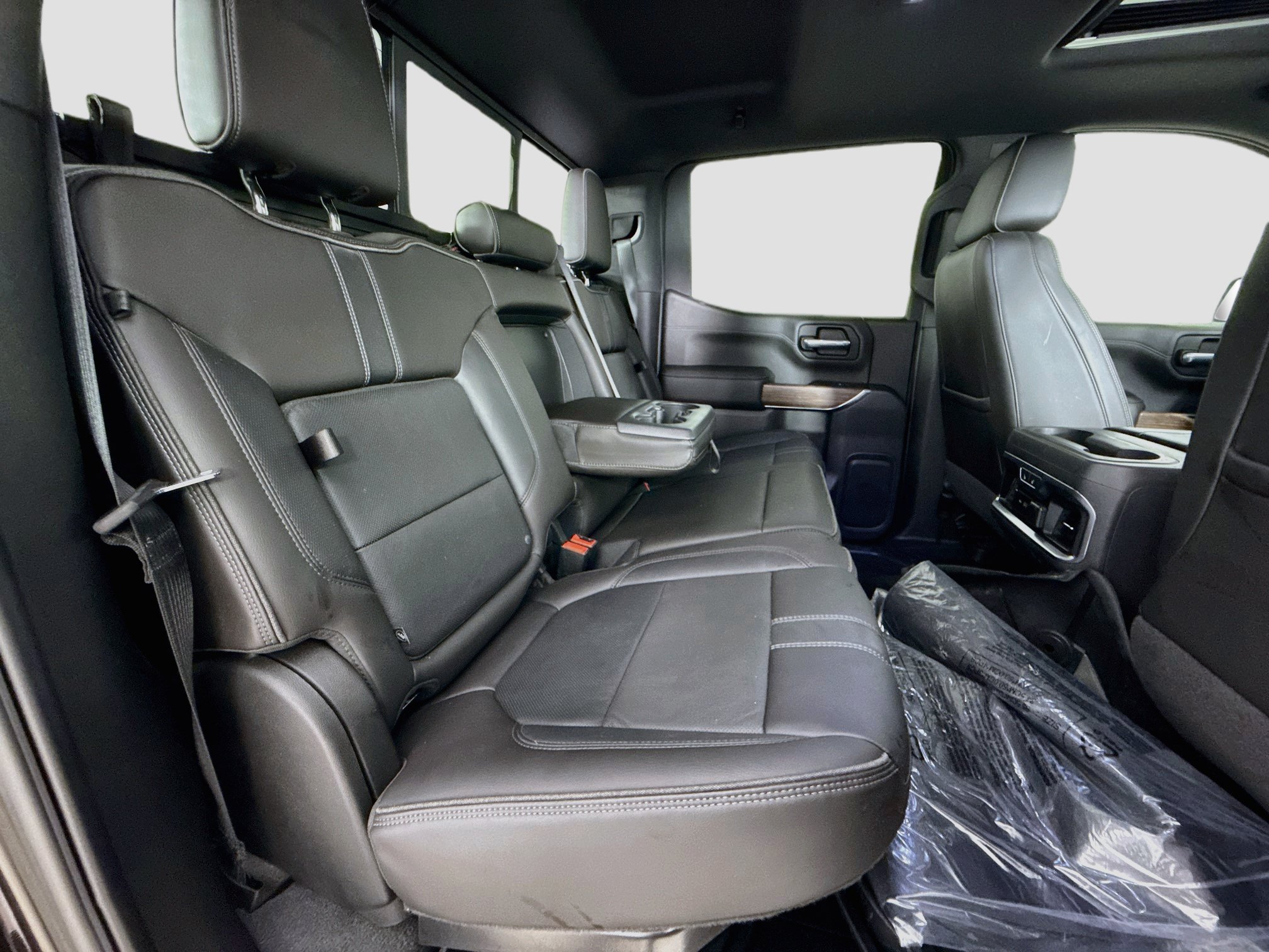 Used 2019 Chevrolet Silverado 1500 High Country w/ Technology Package RWD image 30