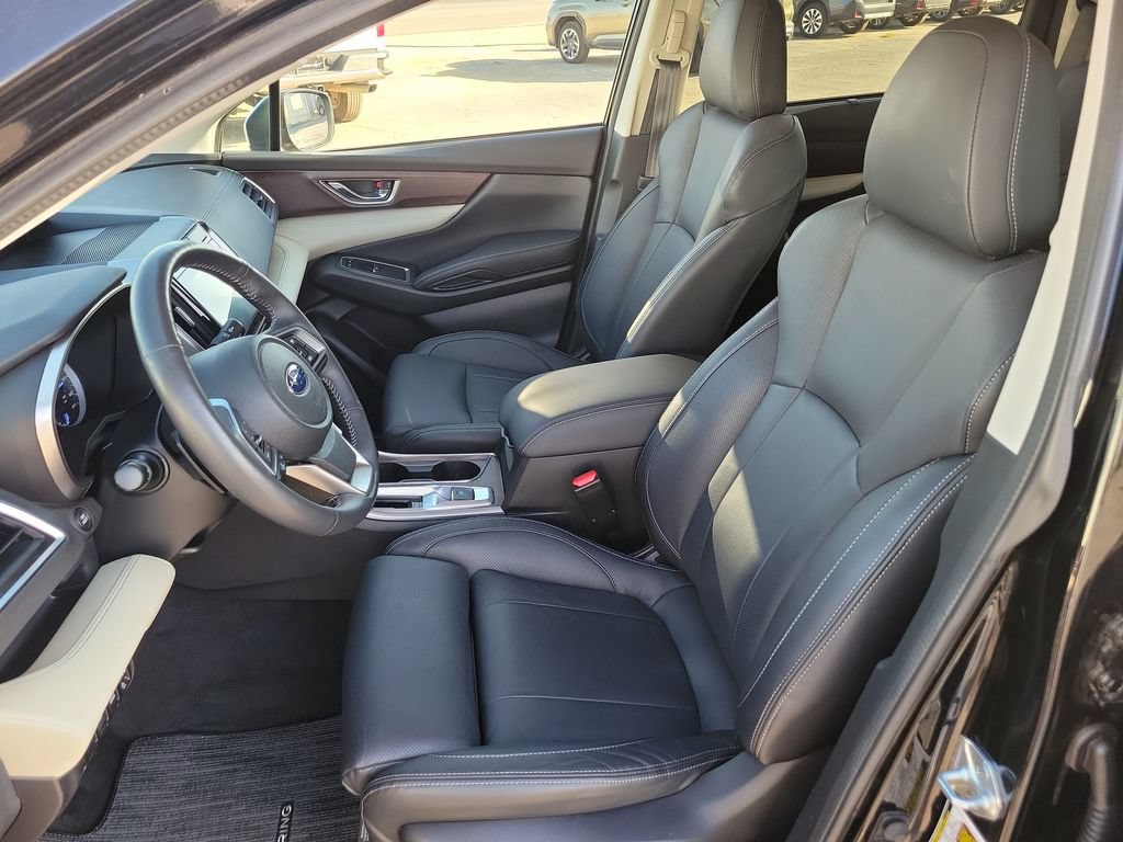 Certified 2022 Subaru Ascent Touring AWD/4WD image 16