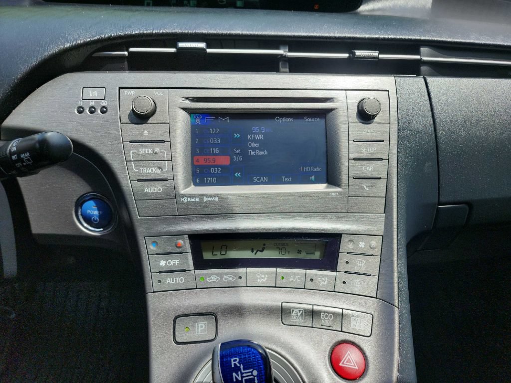 Used 2012 Toyota Prius Three w/ Solar Roof Pkg FWD image 22