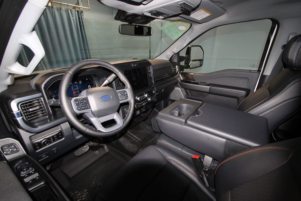 Used 2025 Ford F350 Lariat w/ Black Appearance Package image 2