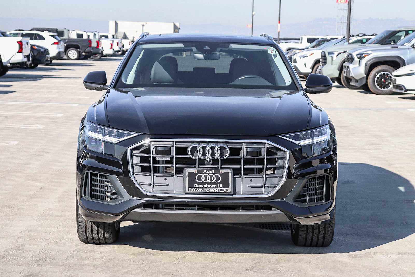 Used 2022 Audi Q8 Premium Plus image 2