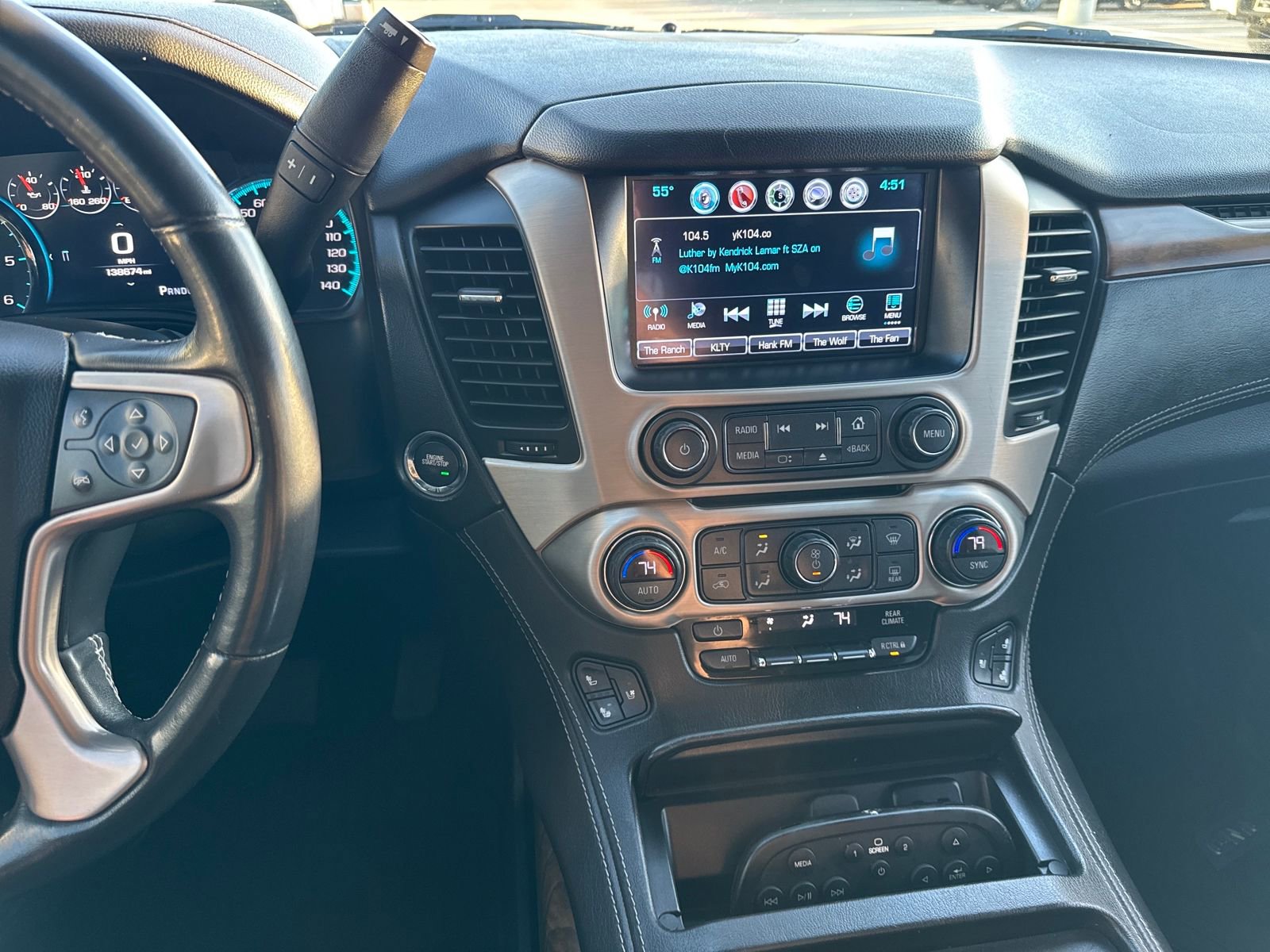 Used 2020 GMC Yukon XL Denali w/ Open Road Package image 18