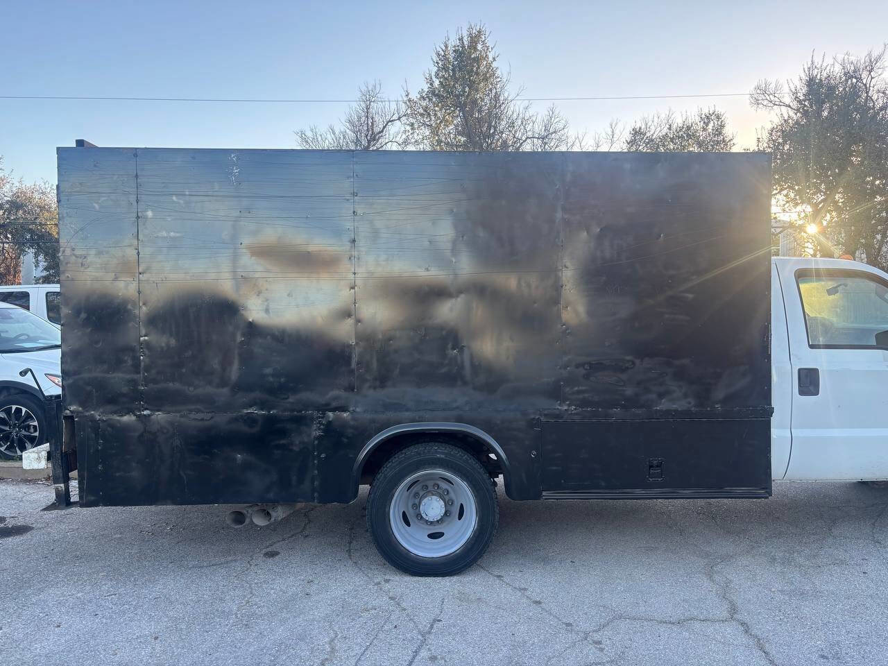 Used 2009 Ford F450 2WD Regular Cab Super Duty image 16
