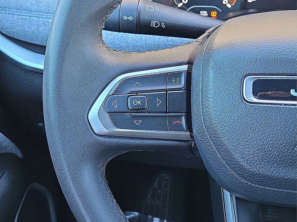 Used 2024 Jeep Compass Latitude image 20