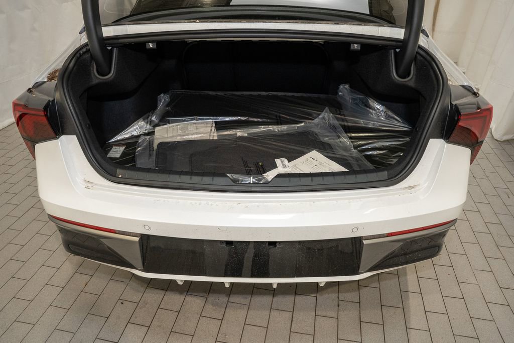 New 2025 Kia K5 LXS image 6