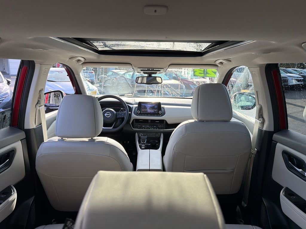 Used 2023 Nissan Rogue SL image 36