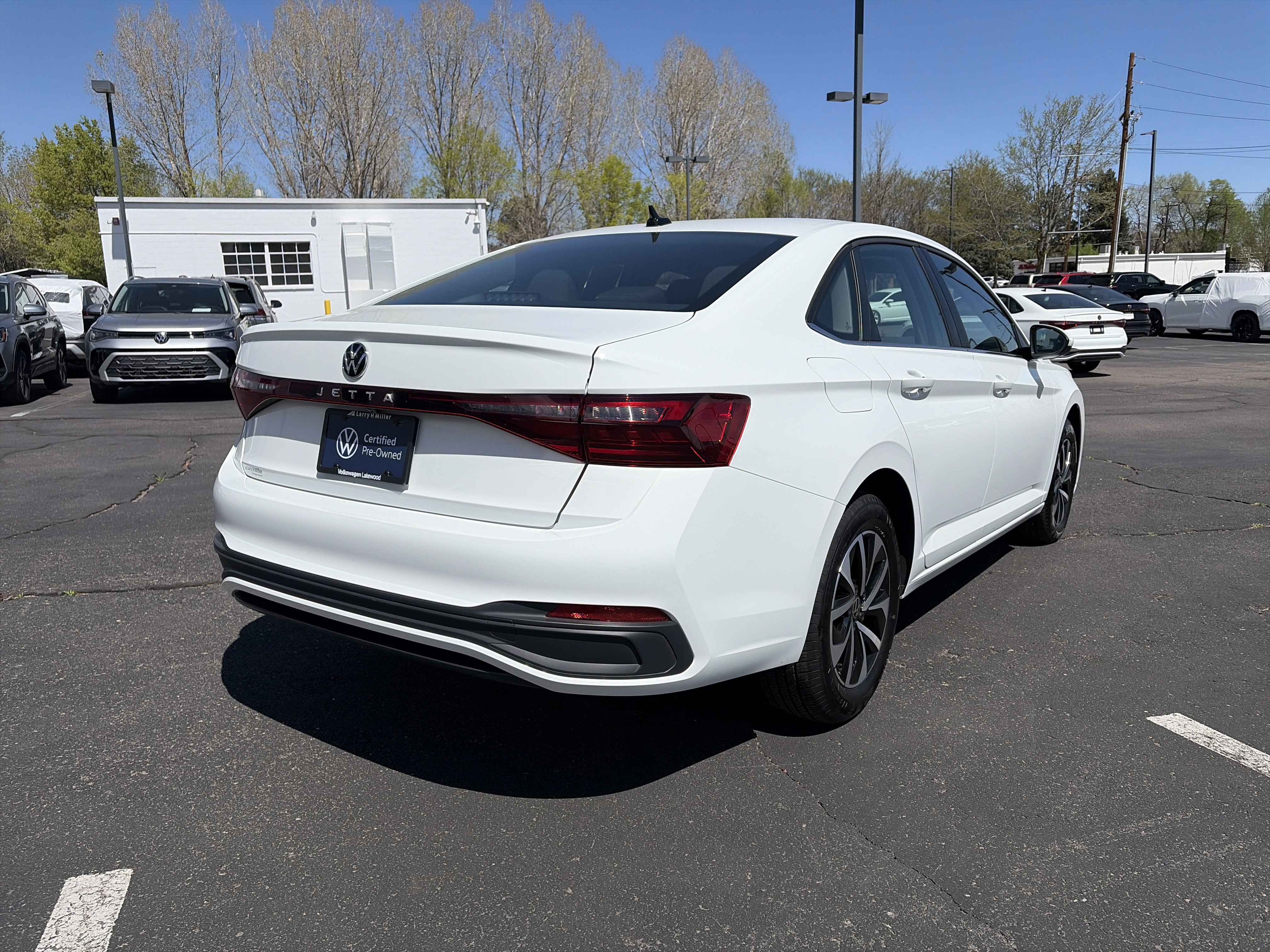 Certified 2025 Volkswagen Jetta S FWD image 5