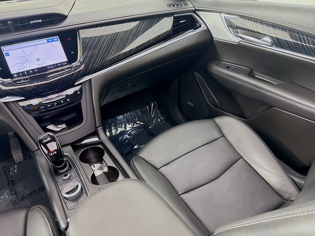 Used 2023 Cadillac XT6 Premium Luxury image 25