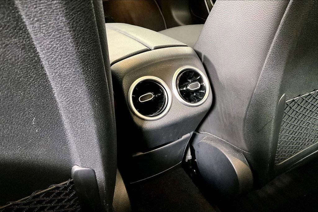 Used 2020 Mercedes-Benz A 220 image 35