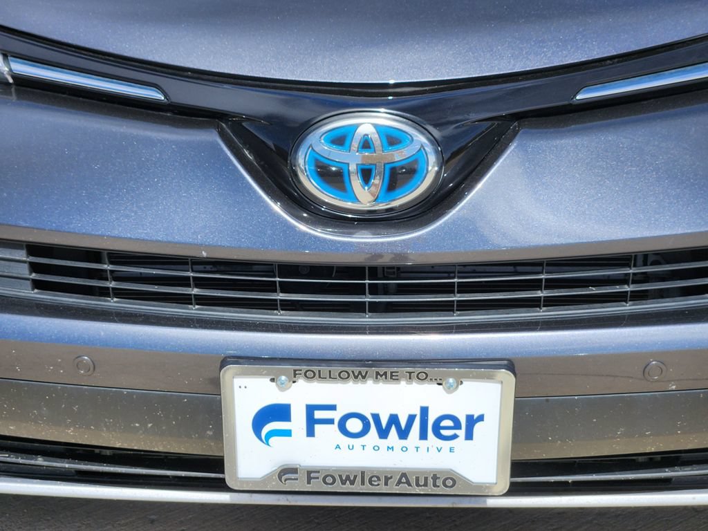 Used 2017 Toyota RAV4 XLE w/ Convenience Package AWD/4WD image 12