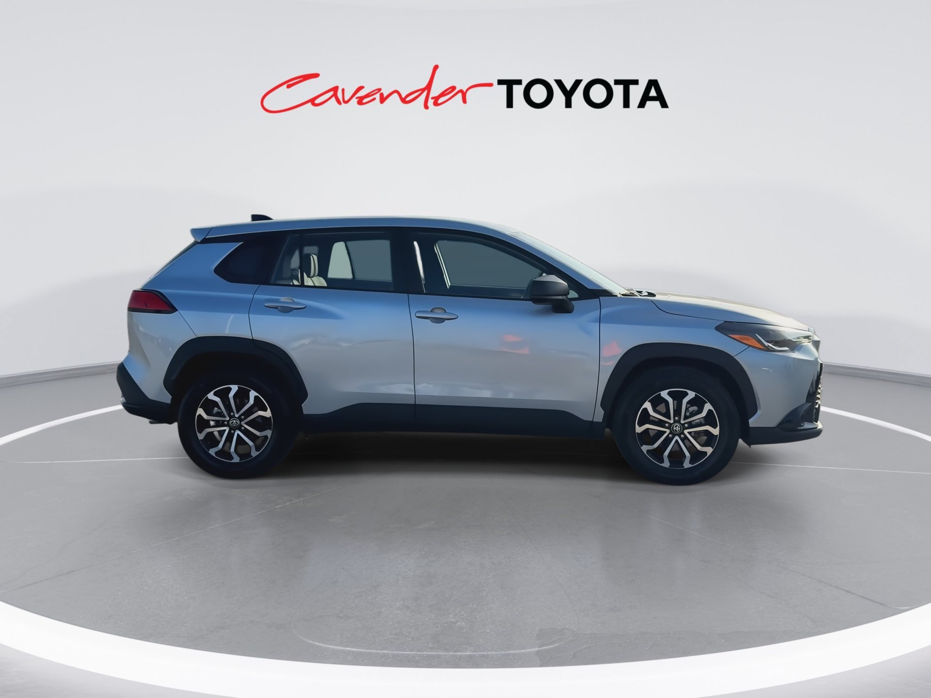 Certified 2025 Toyota Corolla Cross AWD Hybrid image 9