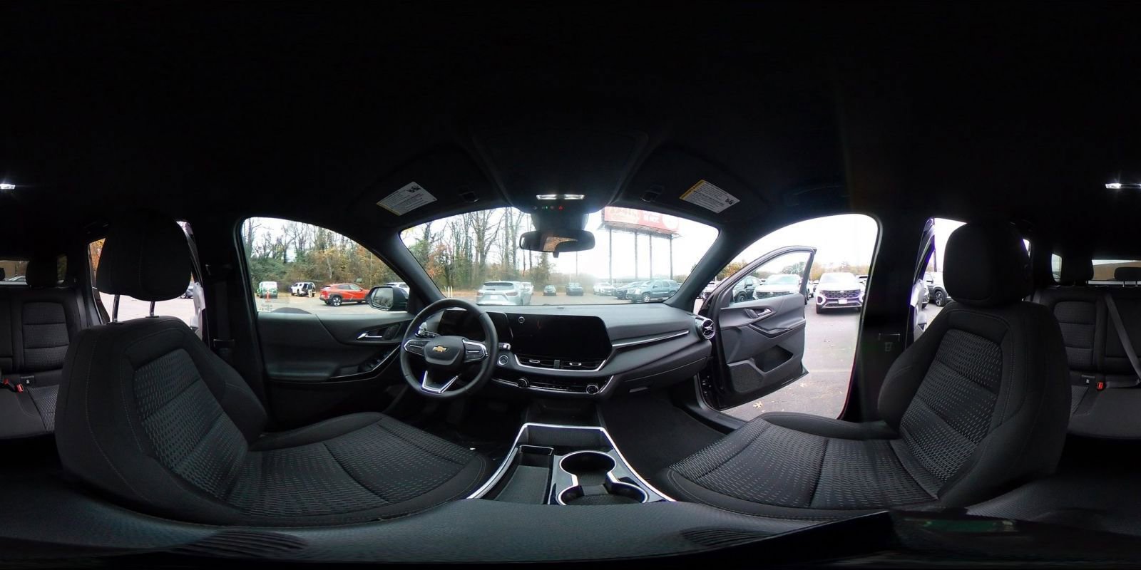 Used 2025 Chevrolet Equinox LT image 38