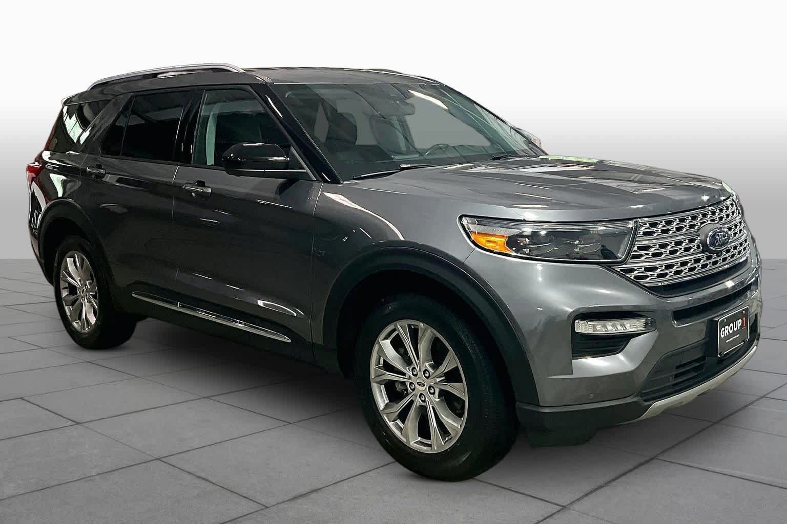 Used 2022 Ford Explorer Limited AWD/4WD image 3
