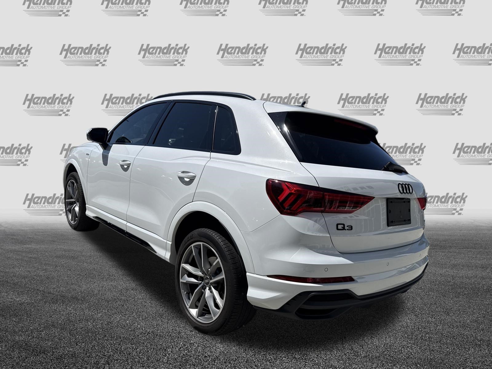 Used 2023 Audi Q3 2.0T Premium Plus AWD/4WD image 7