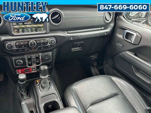 Used 2021 Jeep Wrangler Unlimited Rubicon 4xe w/ Dual Top Group AWD/4WD image 14
