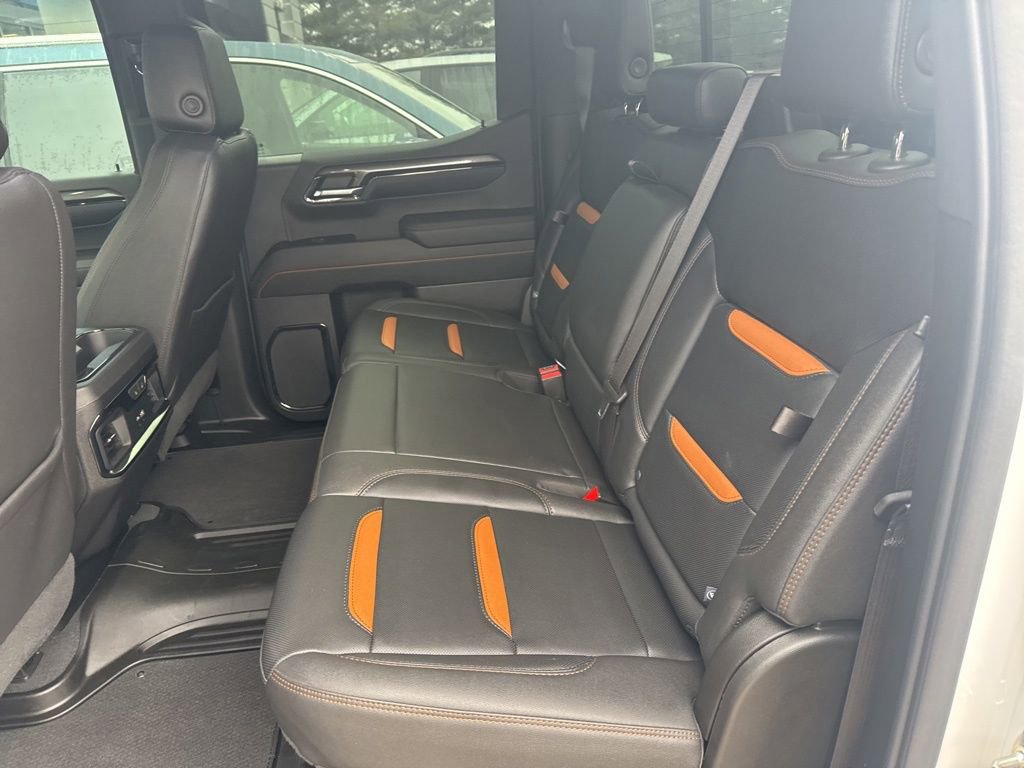 Certified 2023 GMC Sierra 1500 AT4 w/ AT4 Preferred Package image 12