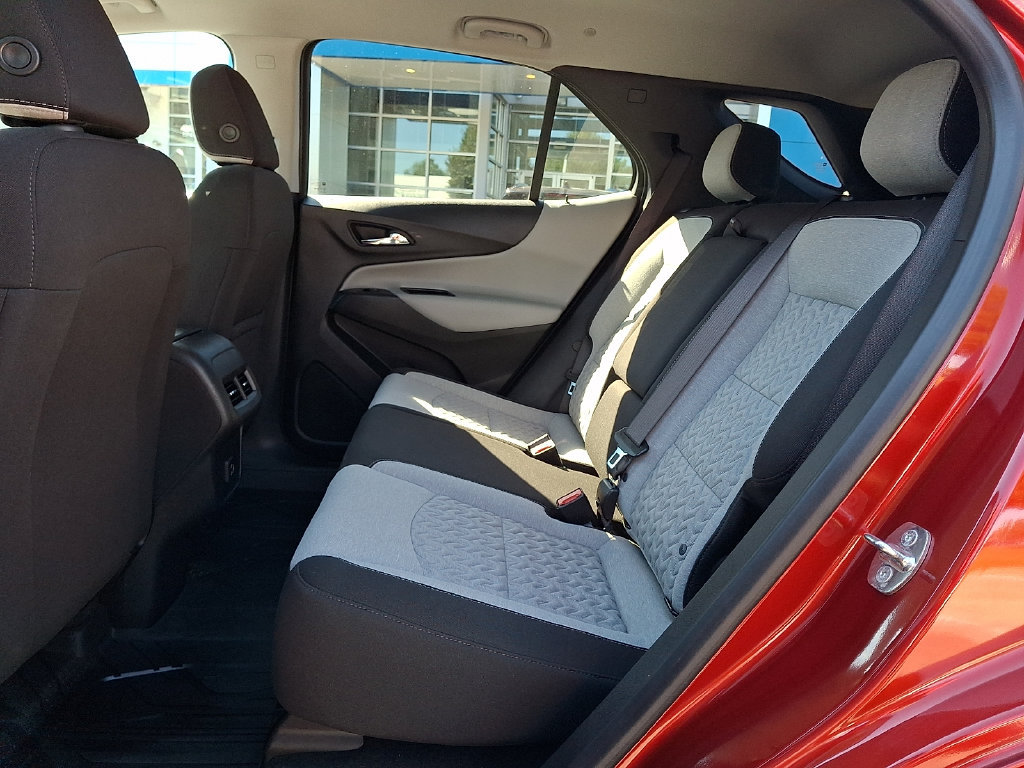 Certified 2024 Chevrolet Equinox LT FWD image 14