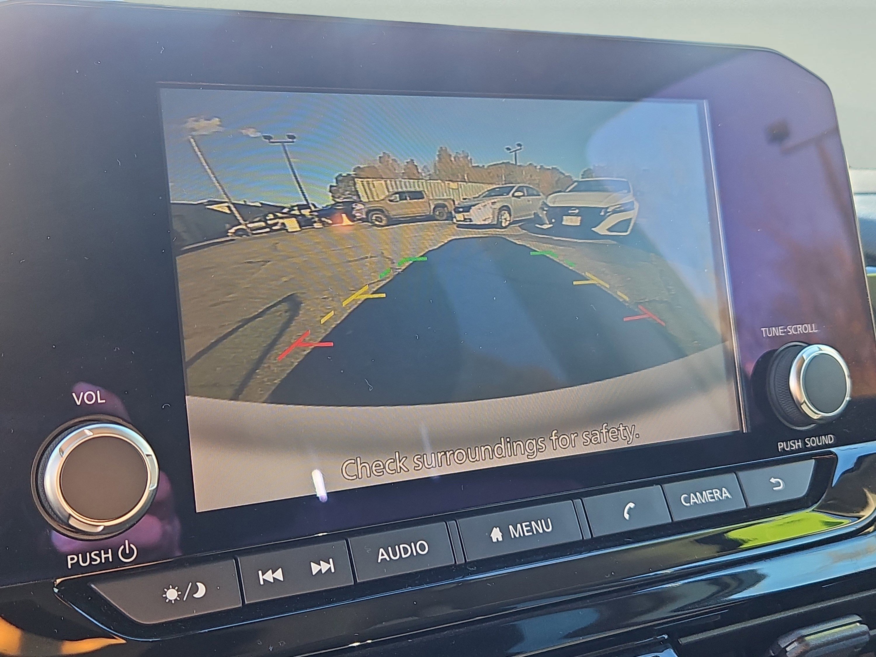 Certified 2022 Nissan Pathfinder SV image 8