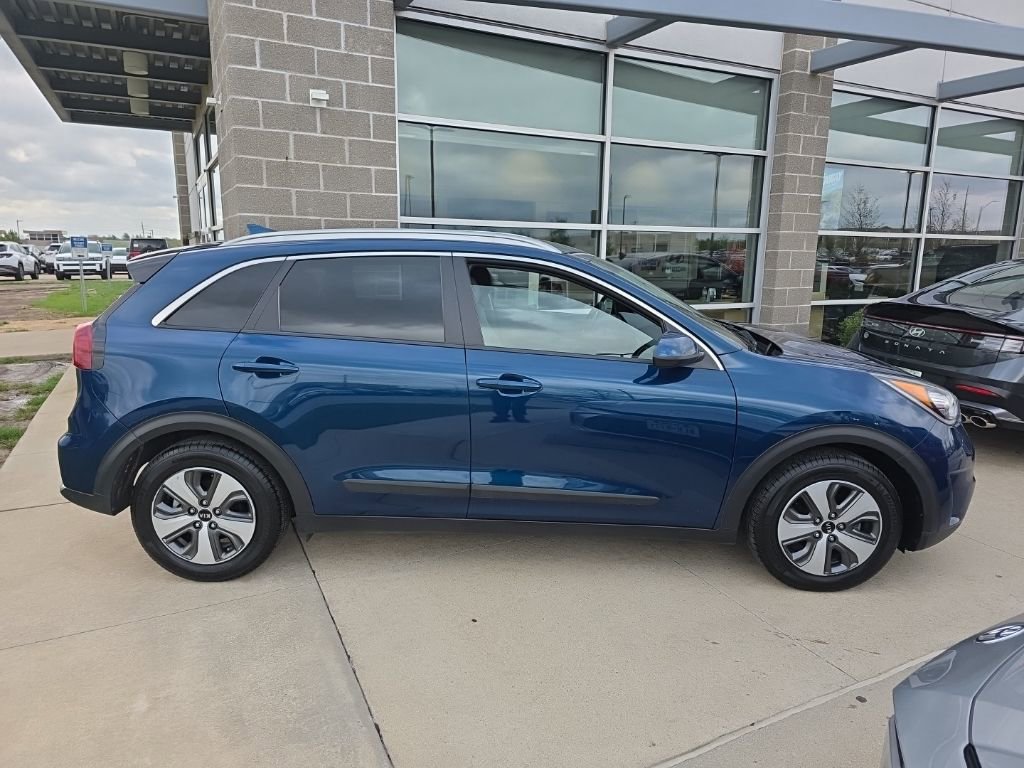 Used 2019 Kia Niro LX FWD image 4