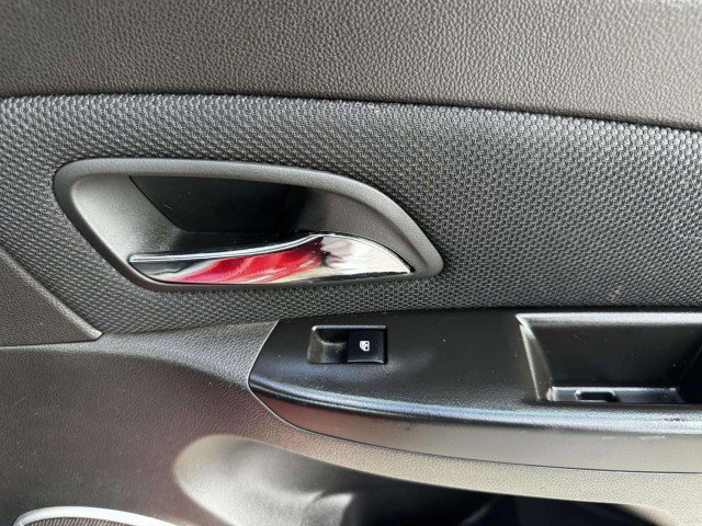 Used 2011 Chevrolet Cruze LT FWD image 42