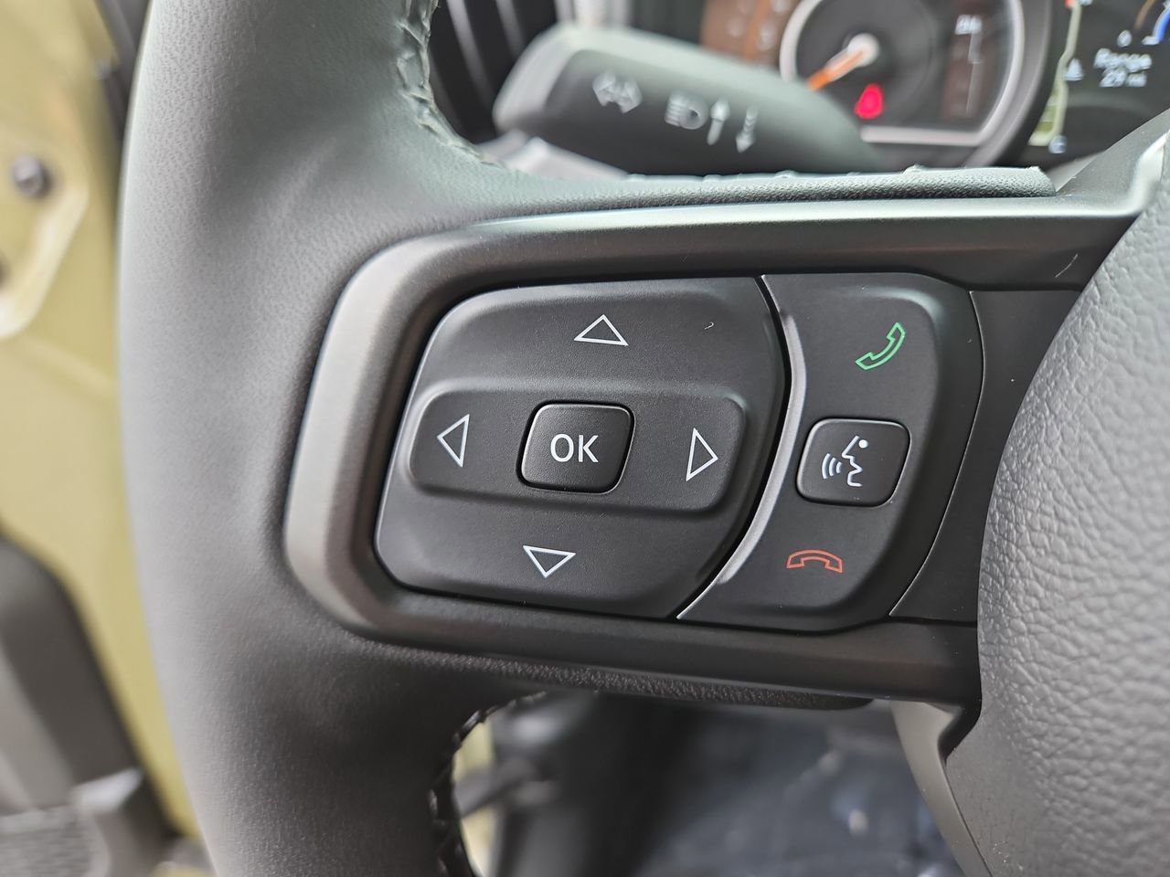 New 2025 Jeep Gladiator Sport image 28