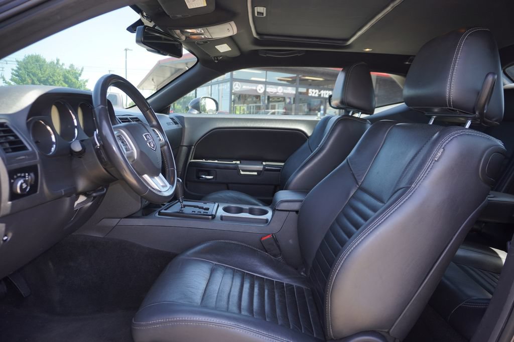 Used 2014 Dodge Challenger R/T Plus RWD image 24