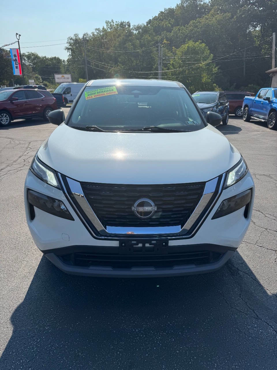 Used 2023 Nissan Rogue S image 7