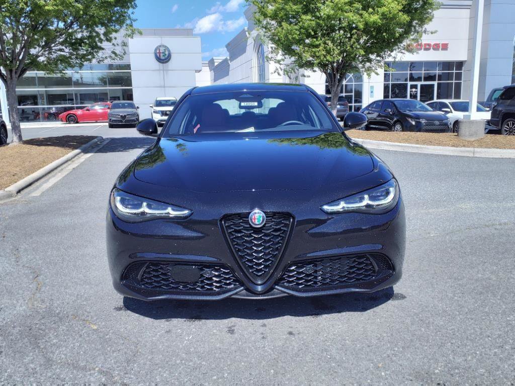 New 2025 Alfa Romeo Giulia RWD image 2