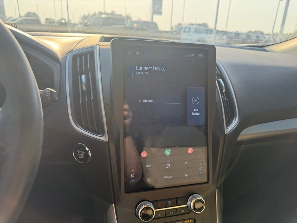 Used 2024 Ford Edge SE image 17