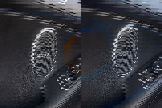 Used 2013 Mercedes-Benz SLK 250 image 38