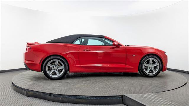 Used 2020 Chevrolet Camaro LT image 35