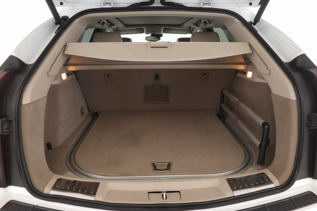 Used 2016 Cadillac SRX Luxury w/ Driver Awareness Package image 26