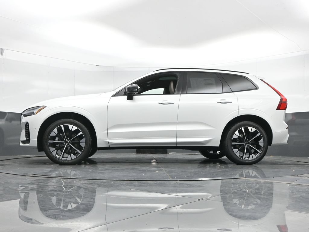 New 2026 Volvo XC60 B5 Plus w/ Climate Package AWD/4WD image 44