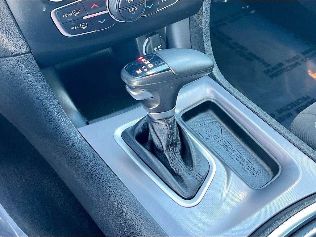 Used 2022 Dodge Charger Scat Pack w/ Driver Convenience Group RWD image 16