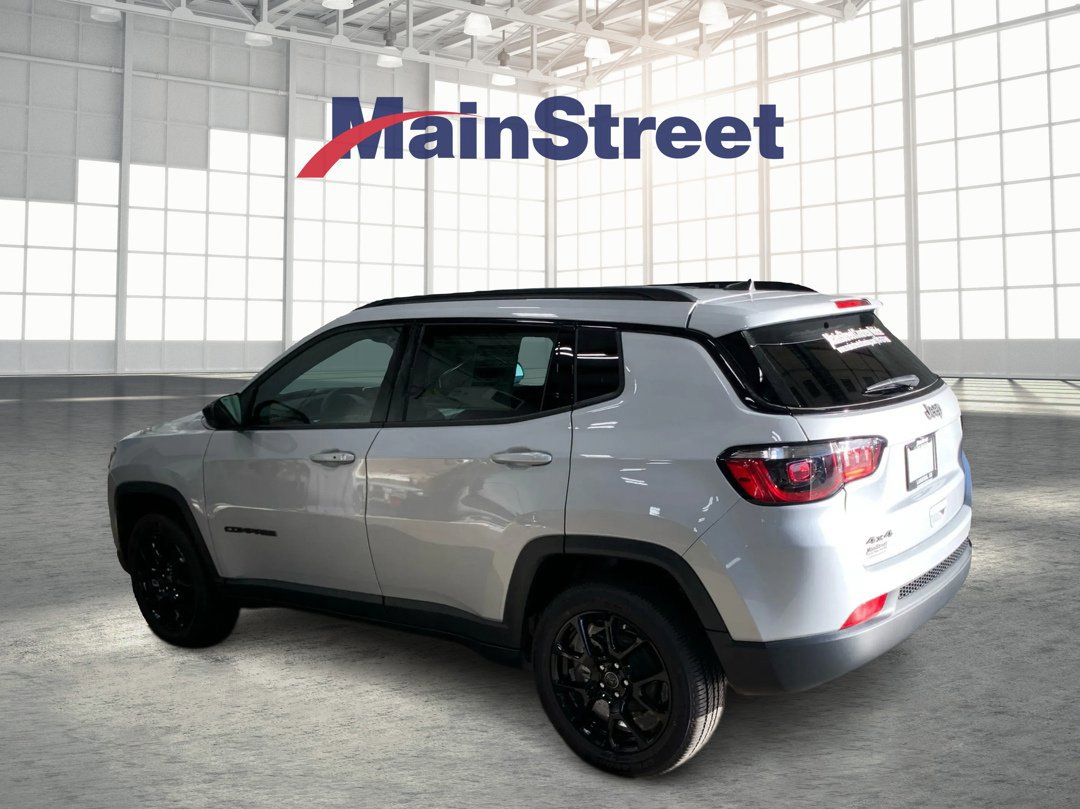 New 2026 Jeep Compass Latitude w/ Quick Order Package 29K image 3