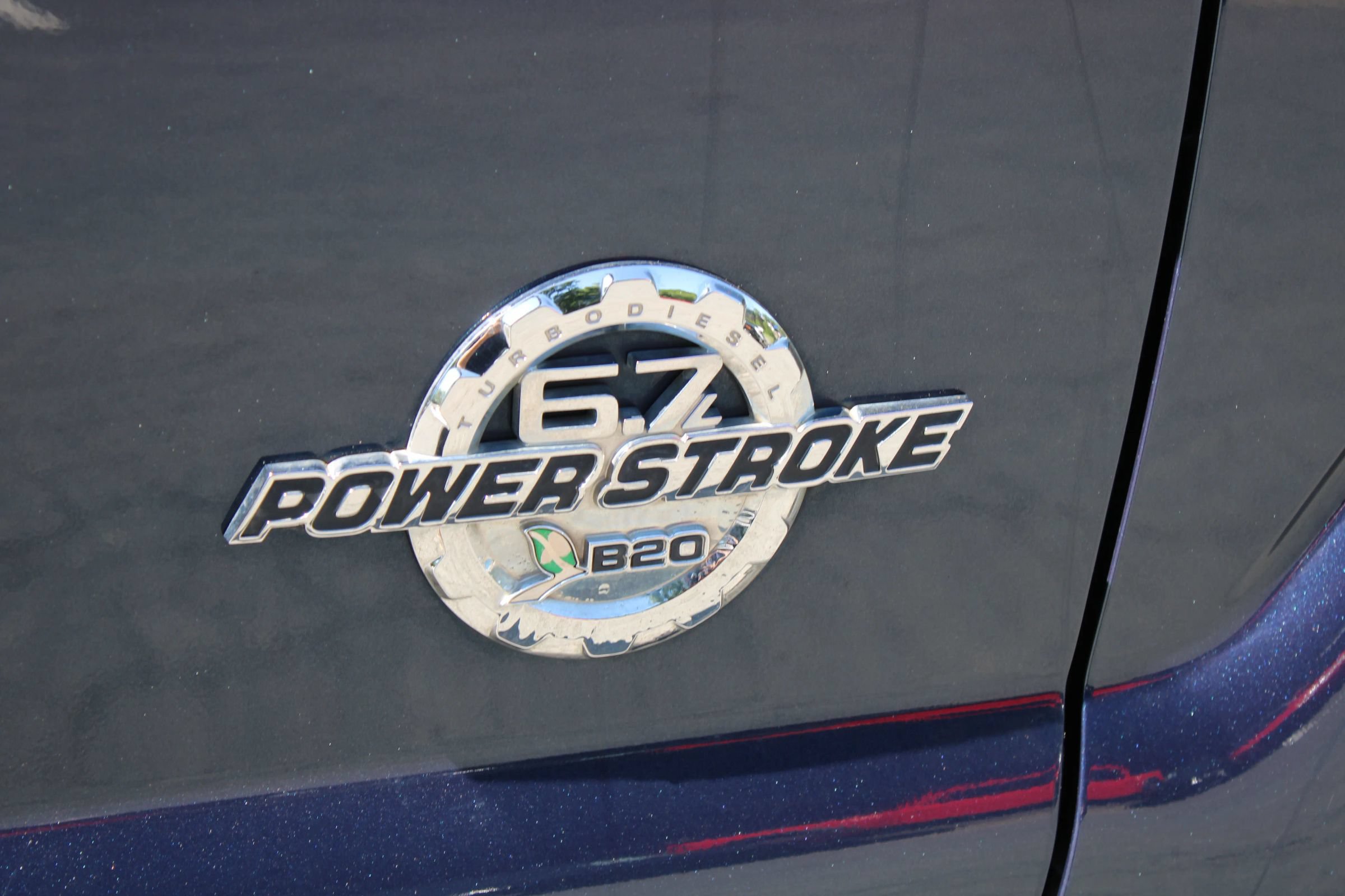 Used 2013 Ford F250 Lariat w/ Lariat Interior Pkg AWD/4WD image 32