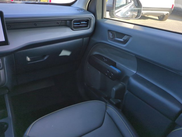 New 2026 Ford Maverick Lobo image 17