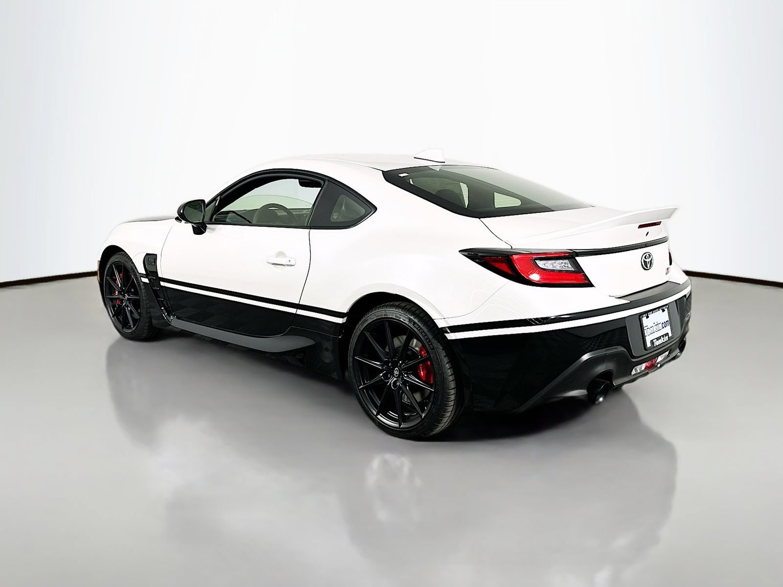 New 2026 Toyota GR86 Premium w/ Performance Package RWD image 5