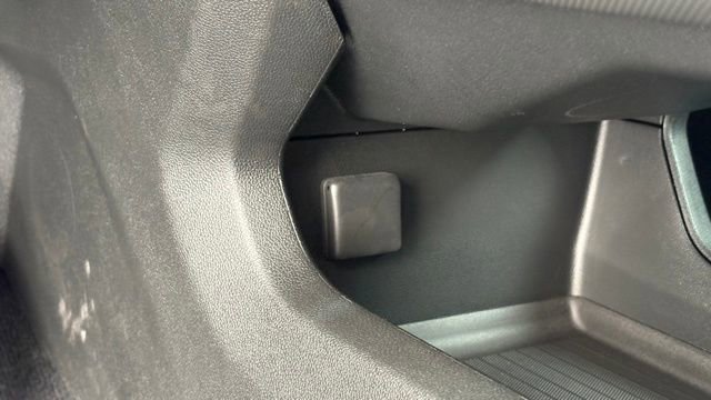 New 2026 Chevrolet Equinox EV LT FWD image 41