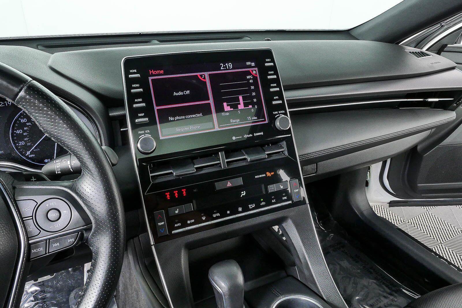 Used 2021 Toyota Avalon XSE FWD image 14