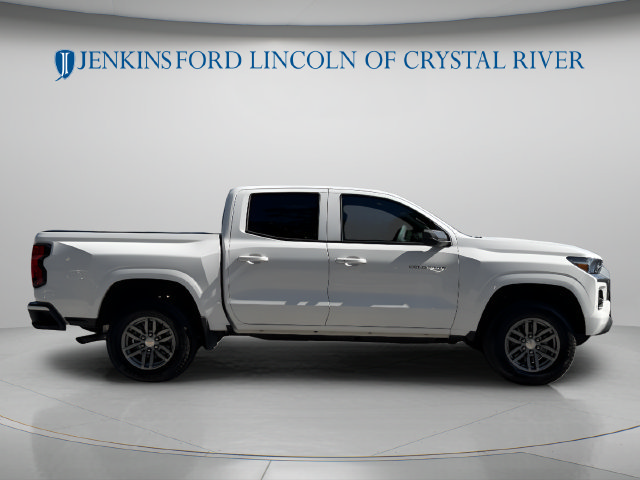 Used 2026 Chevrolet Colorado LT RWD image 2