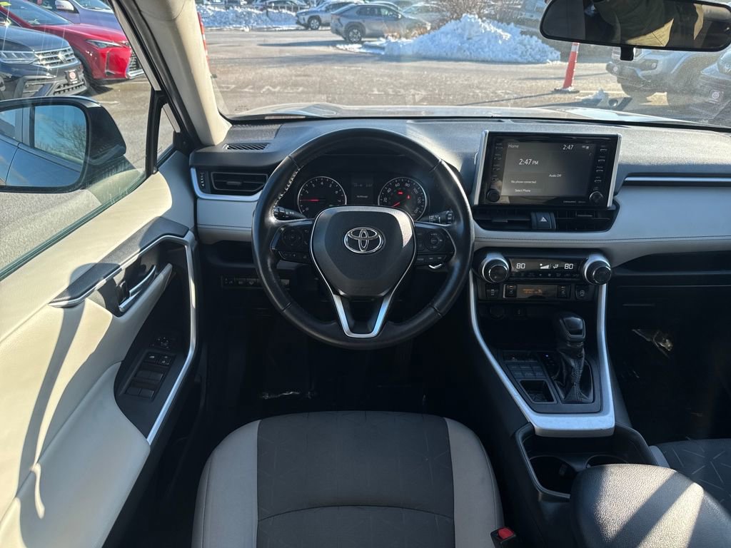 Used 2021 Toyota RAV4 XLE w/ Convenience Package image 13