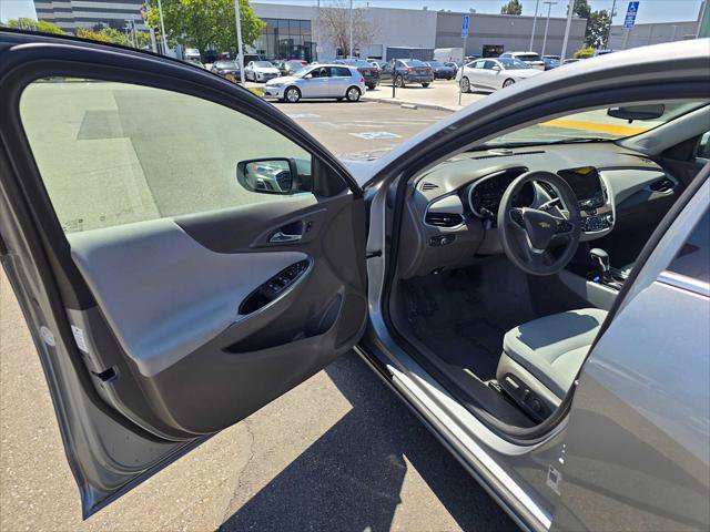 Used 2024 Chevrolet Malibu LT FWD image 21
