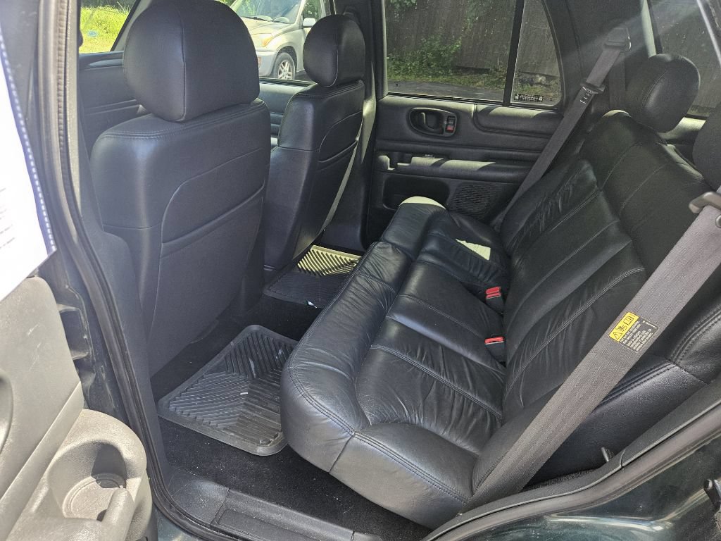Used 2002 Chevrolet Blazer LS w/ Preferred Equipment Group AWD/4WD image 14