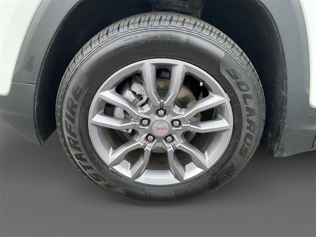 Used 2024 GMC Terrain SLT image 14