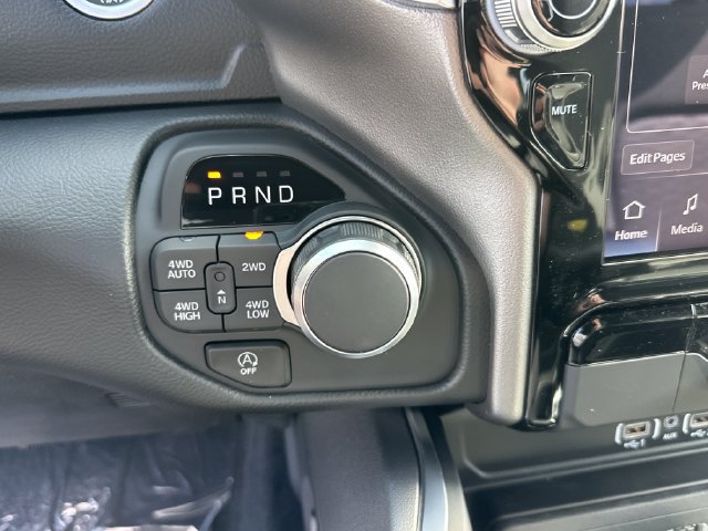 New 2027 RAM 1500 4x4 Crew Cab image 22