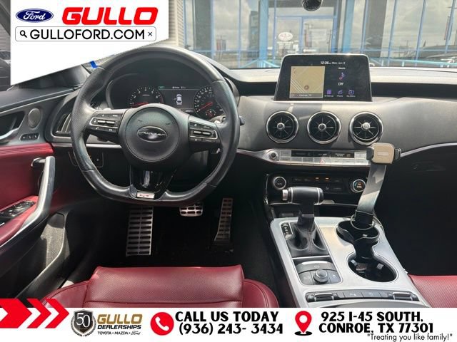Used 2020 Kia Stinger GT1 RWD image 6