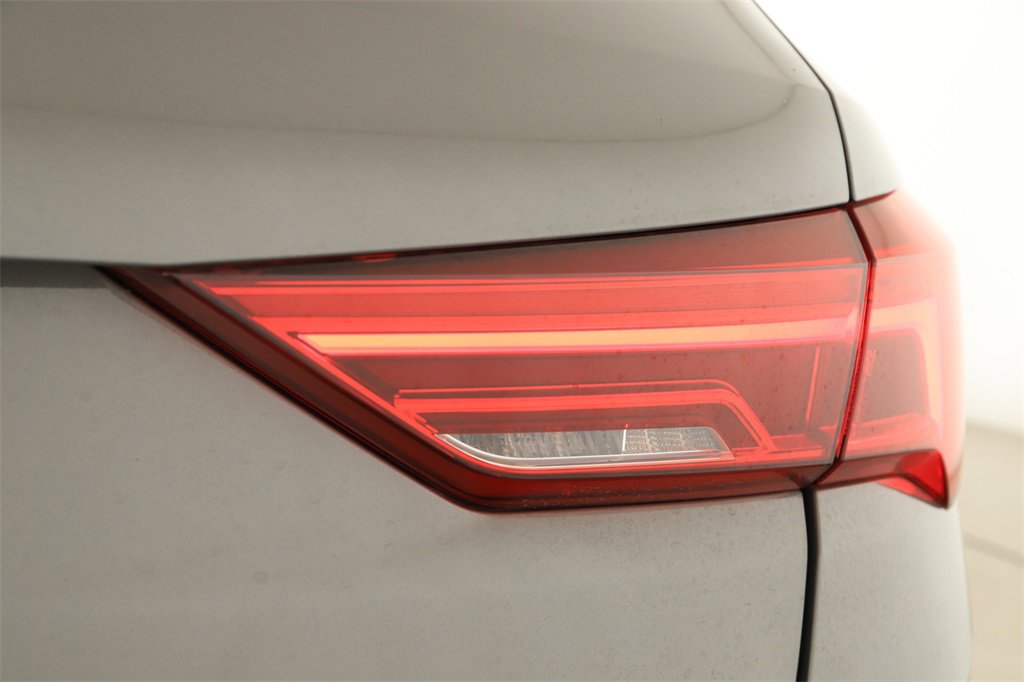 Used 2020 Audi Q3 2.0T Premium Plus w/ Premium Plus Package image 30